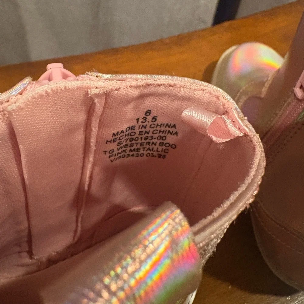 💕🤠Old Navy Pink Metallic Cowboy Boots🤠💕